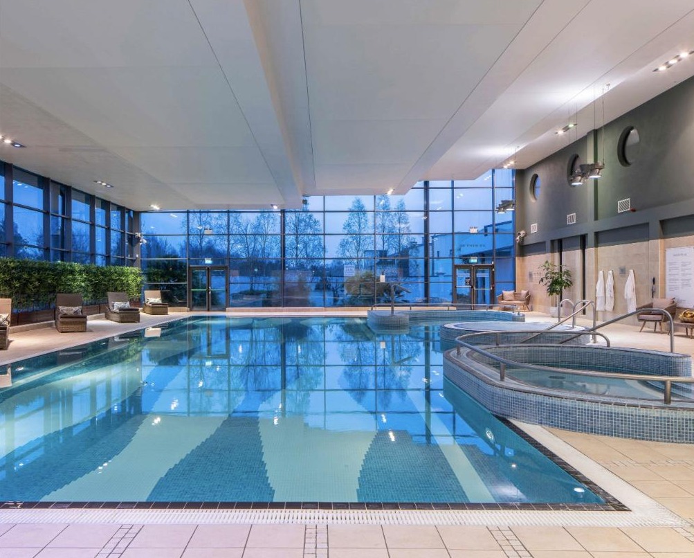 The Johnstown Estate - Indoor pool